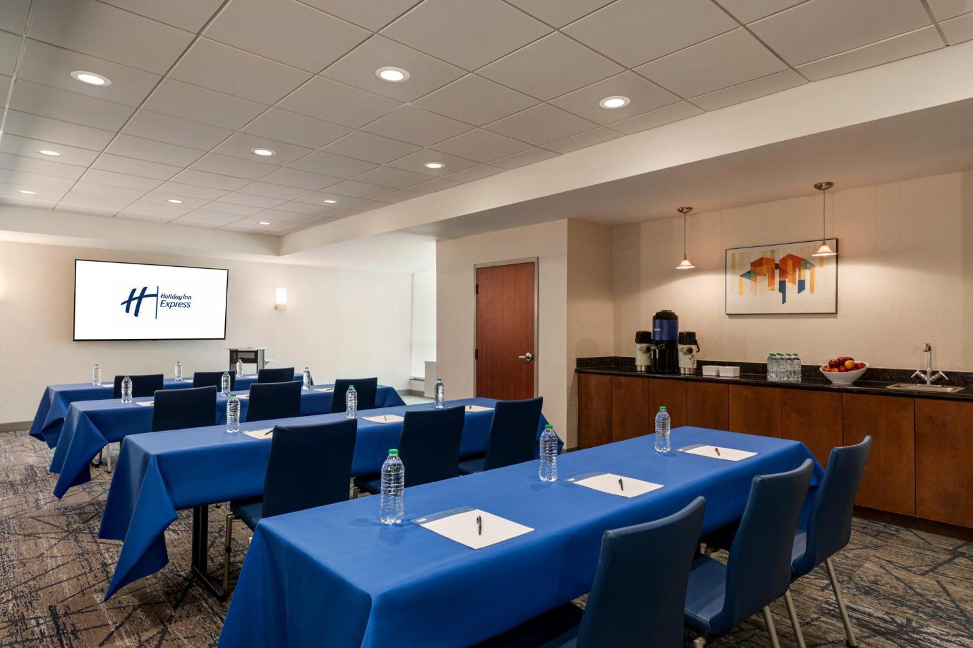 Holiday Inn Express Baltimore At The Stadiums By Ihg Exteriör bild