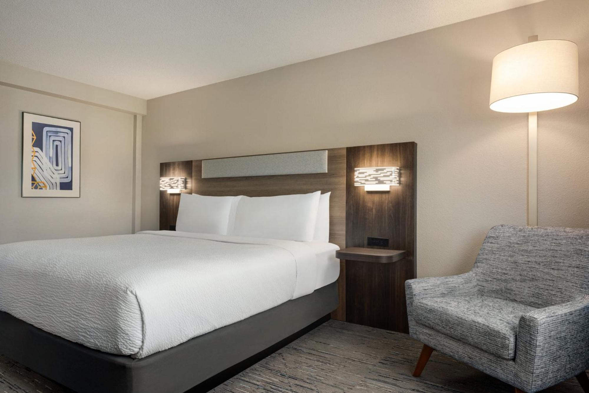 Holiday Inn Express Baltimore At The Stadiums By Ihg Exteriör bild