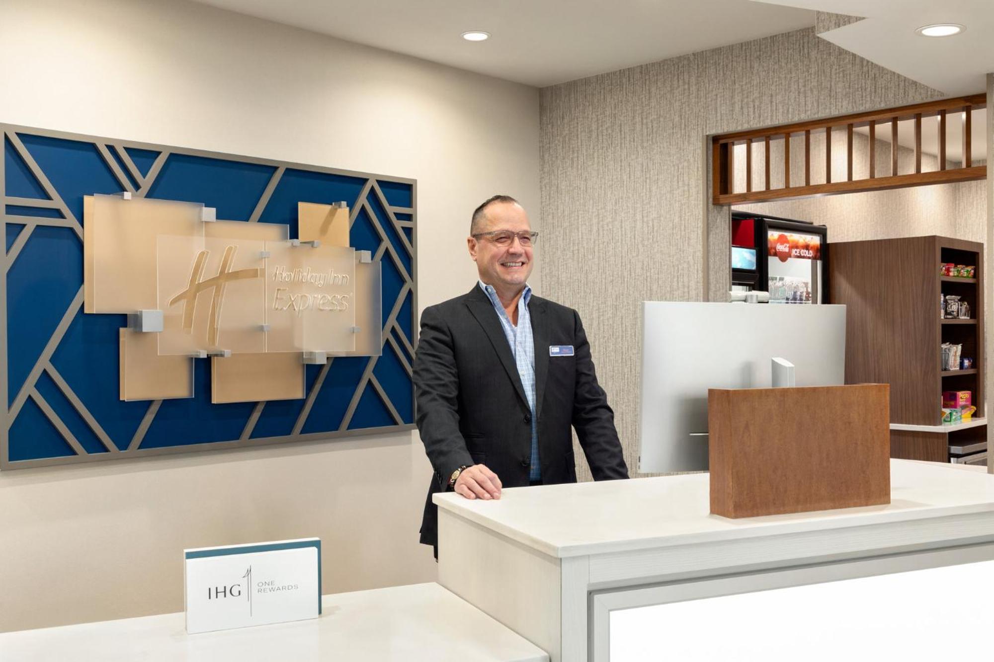 Holiday Inn Express Baltimore At The Stadiums By Ihg Exteriör bild