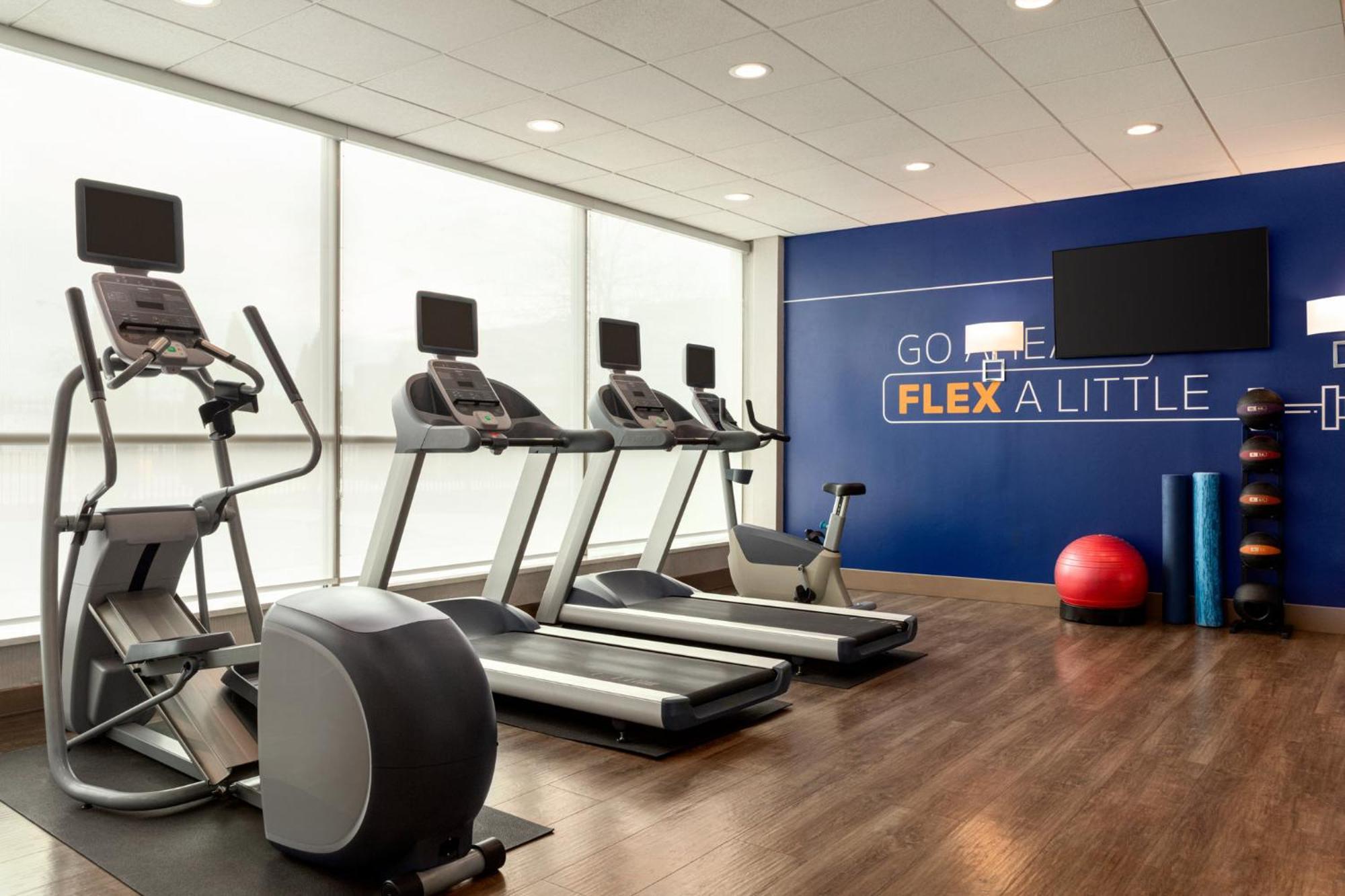 Holiday Inn Express Baltimore At The Stadiums By Ihg Exteriör bild